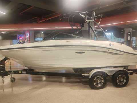 Sea Ray SPX 190 2023 vista lateral